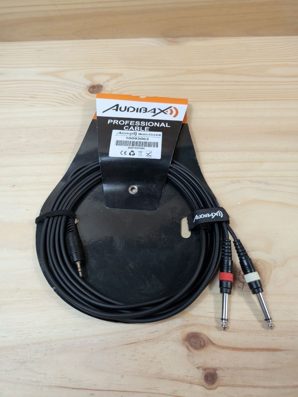 Cable Basic Line 3m Jack 3,5mm a 2x6,3mm