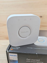Kit Philips Hue 2 bombillas + Bridge y mando - foto 2