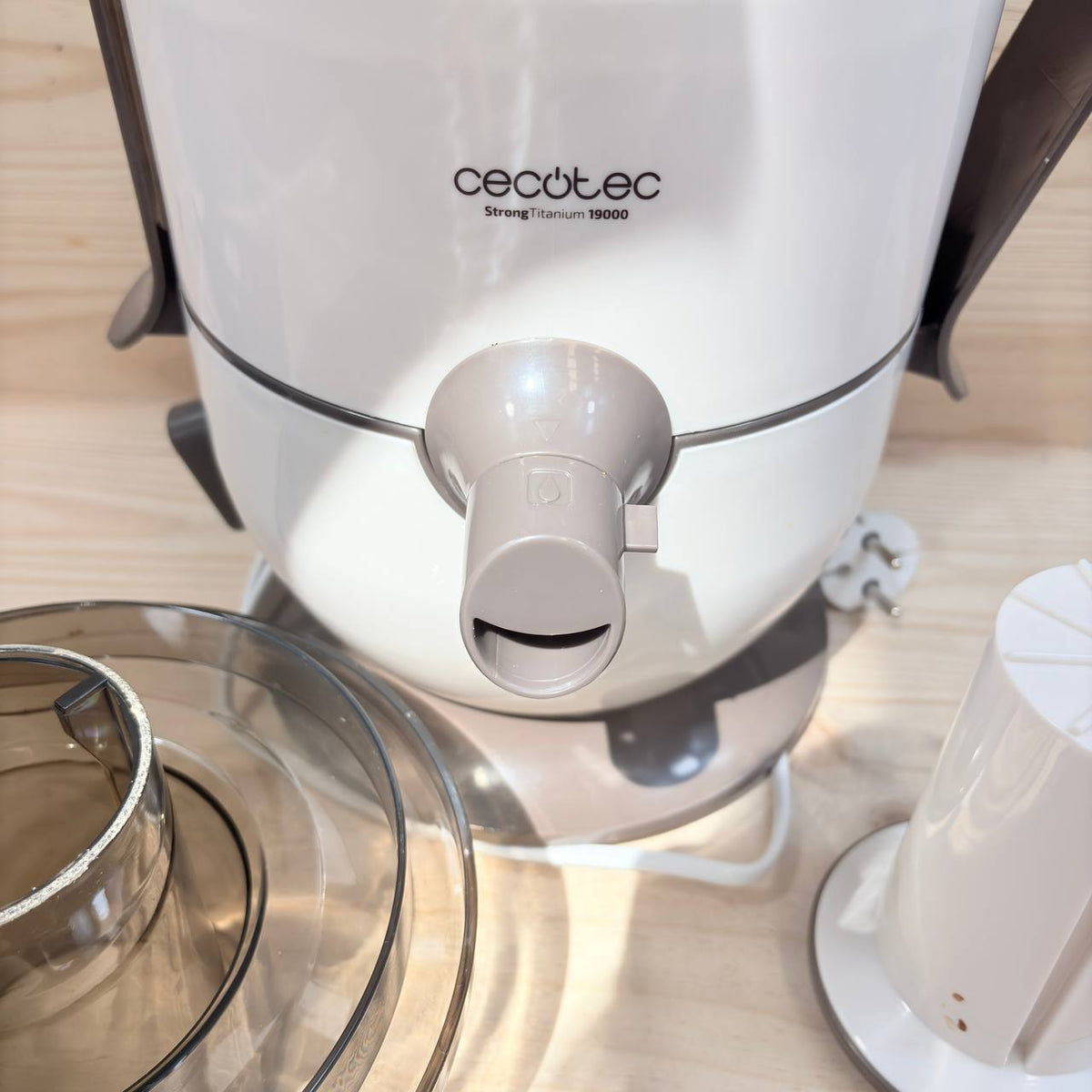 Cecotec Licuadora StrongTitanium 19000 650W