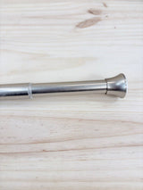 Barra extensible Amazon Basics para cortina ducha - foto 5