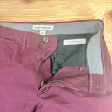 Pantalón Chino Amazon Essentials Hombre 31W/34L - foto 3