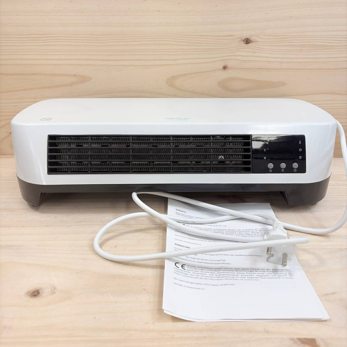 Calefactor Cecotec Ready Warm 5200 2000W Pared