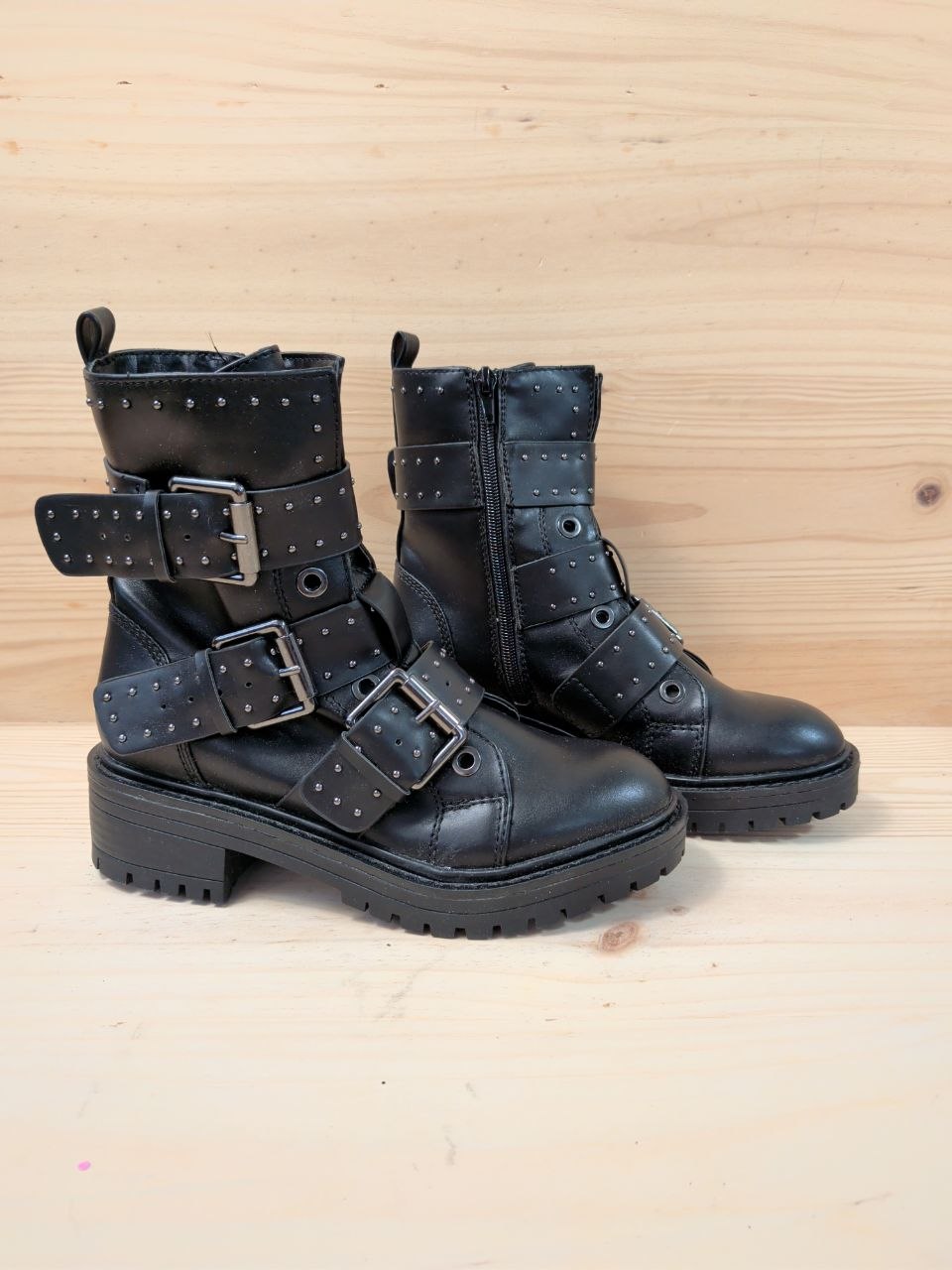Botas Biker Obsel Hebillas Tachuelas Negro T36