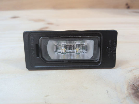 Luz Matrícula TYC 15-0215-00-9 LED Audi