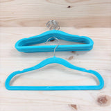 Amazon Basics Perchas Antideslizantes de Tercio... - foto 3