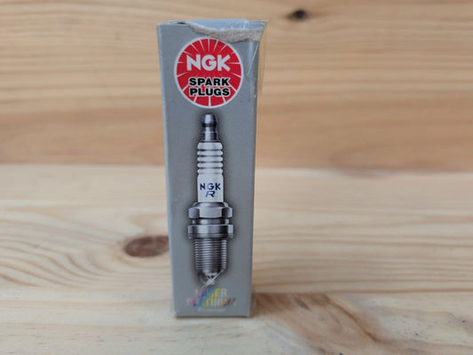 Bujía NGK PFR7S8EG 1675 Laser Platinum