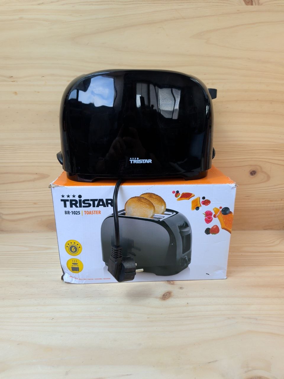 Tristar BR-1025 Tostadora 800W 6 Funciones Negra