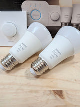 Kit Philips Hue 2 bombillas + Bridge y mando - foto 4