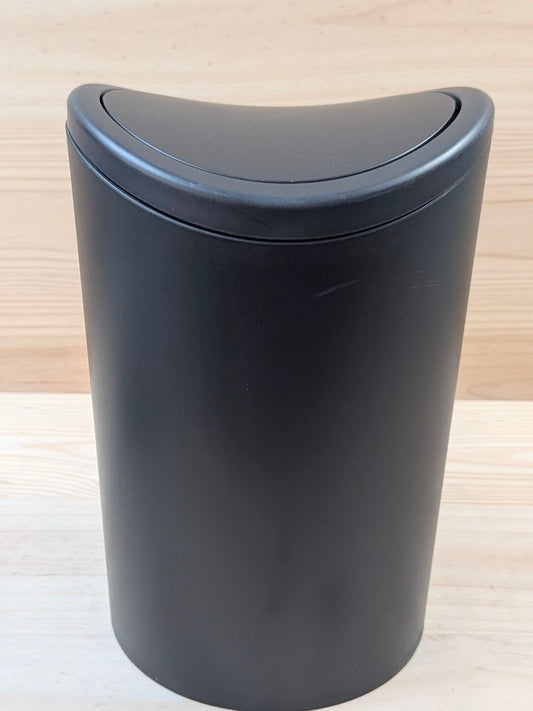 Papelera Baño Tatay 6L Negra Tapa Basculante