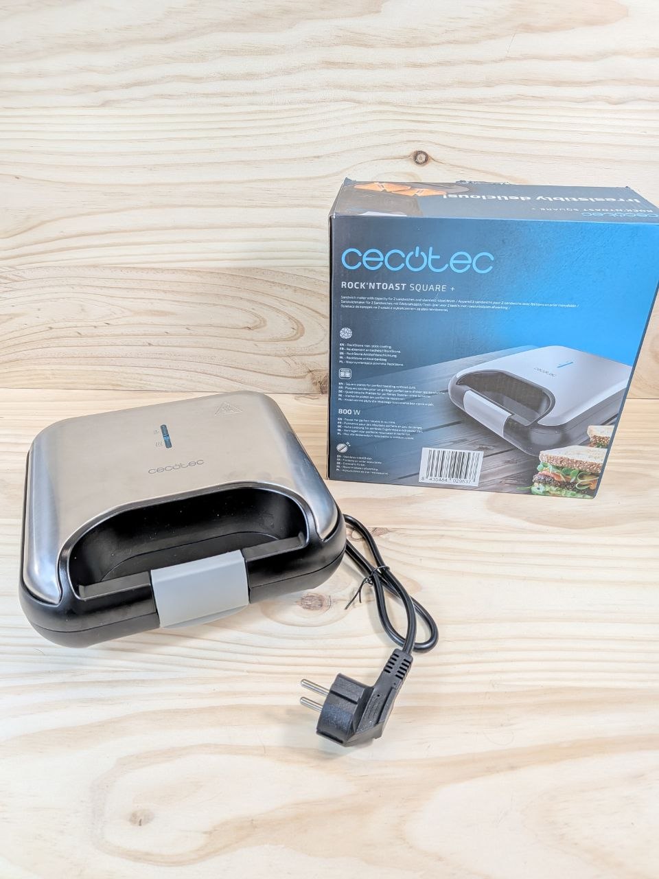 Cecotec Sandwichera Rock'nToast Square 800W