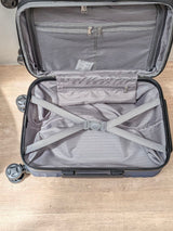 Amazon Basics Maleta rígida expandible 55 cm azul - foto 2
