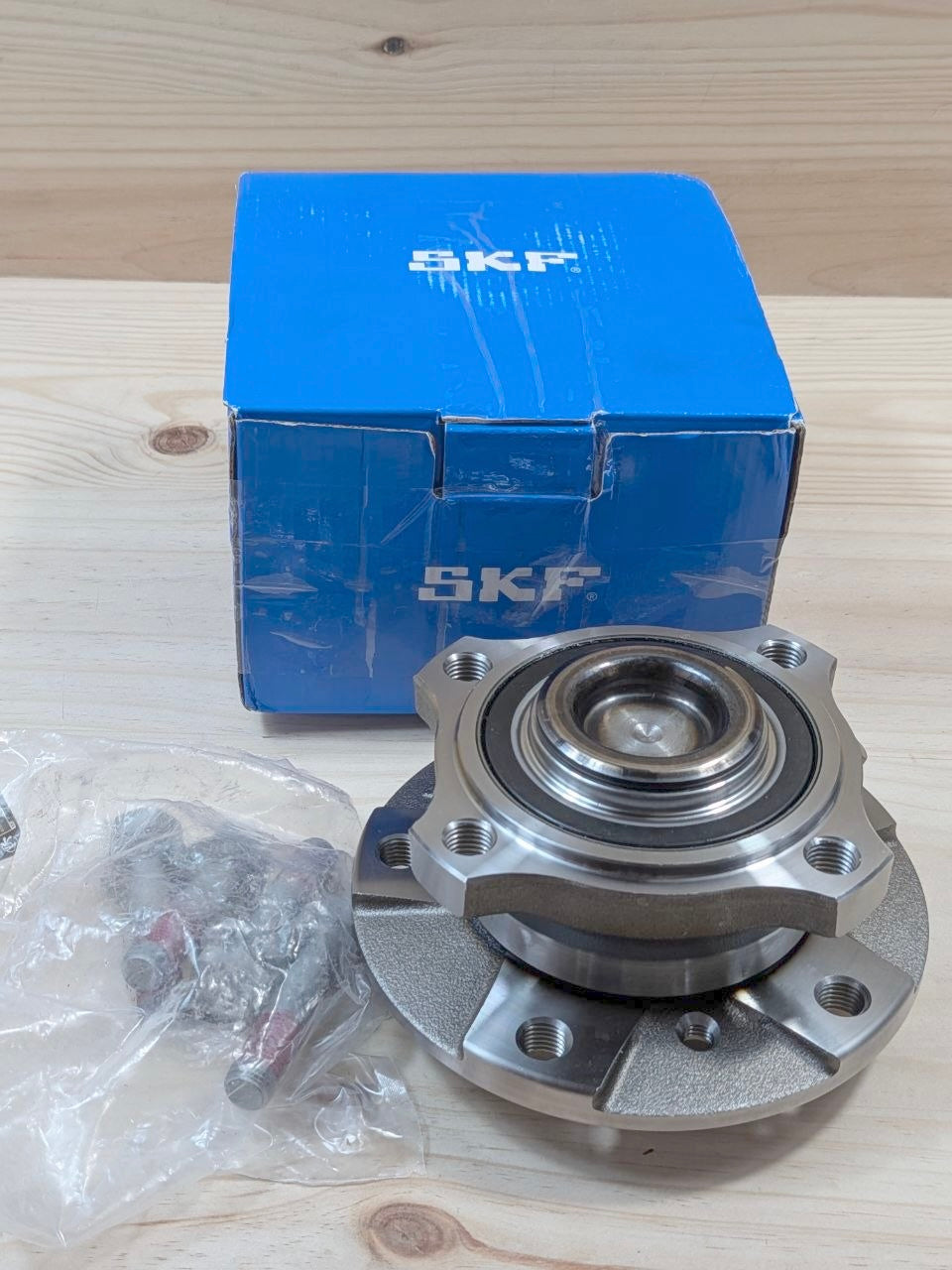 Kit Rodamiento Rueda SKF VKBA 3670 Delantero