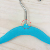 Amazon Basics Perchas Antideslizantes de Tercio... - foto 6