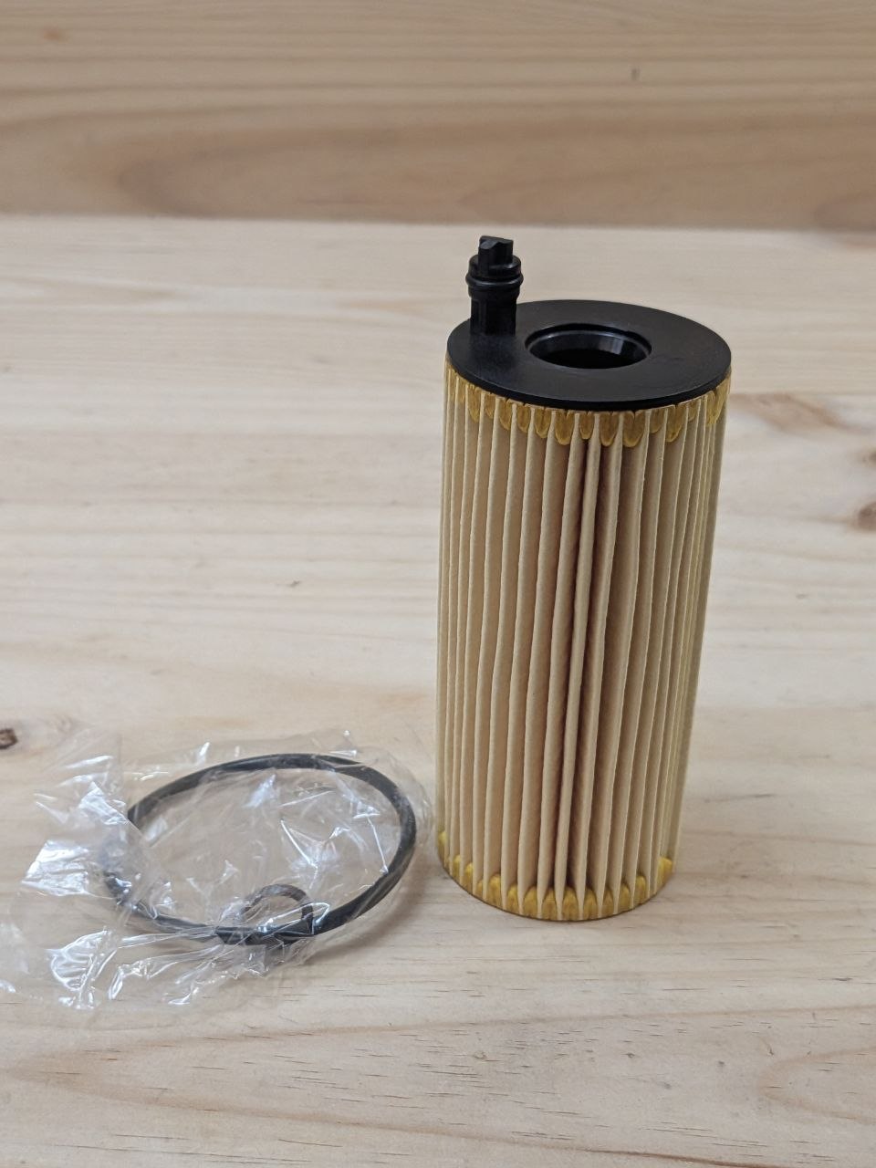 Filtro Aceite MANN-FILTER HU 6004 x BMW Toyota