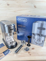 De'Longhi Dedica EC685.M - Cafetera Espresso Metal - foto 1